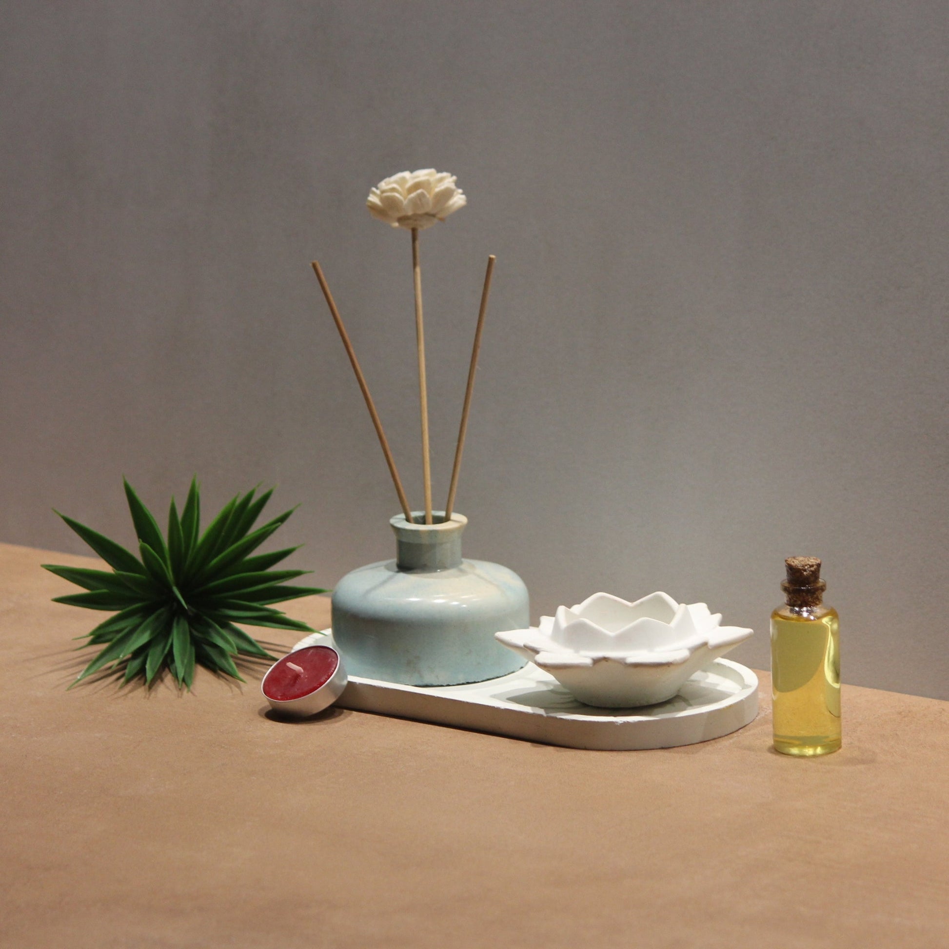 Nirvá Pure Set (Karya Reed Diffuser, Suja Tea - Light Candle with Etagere Engraved Tray) - Pankh by Aurum