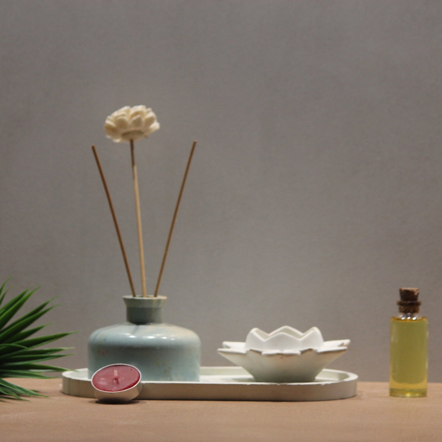 Nirvá Pure Set (Karya Reed Diffuser, Suja Tea - Light Candle with Etagere Engraved Tray) - Pankh by Aurum
